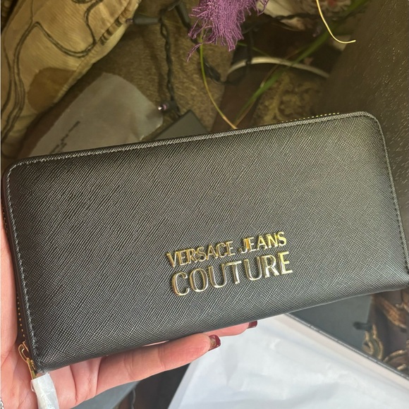 Authentic VERSACE jeans Couture large zip around logos wallet - Picture 4 of 9